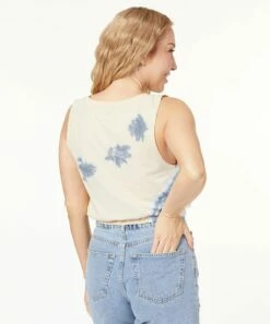 Wholesale 🤩 Roxy Tapioca & Blue Tie-Dye Notch Neck Tank - Juniors 🤩 5 Wholesale 🤩 Roxy Tapioca & Blue Tie-Dye Notch Neck Tank - Juniors 🤩 -Hot Sale Roxy Shop zu106637156 alt 1 tm1658445623