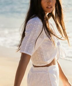 Coupon 🧨 Roxy Snow White Tie-Front Long Escape Crop Top - Juniors ✨ -Hot Sale Roxy Shop zu106648357 alt 3 tm1657031752