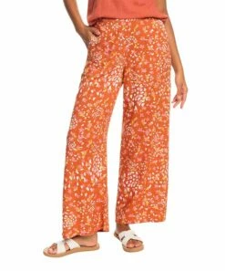 New ๐งจ Roxy Pink & Baked Clay Floral Midnight Avenue Pocket Wide-Leg Pants - Juniors โญ