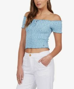 Cheap ⌛ Roxy Adriatic Blue Floral Us Together Off-Shoulder Top - Juniors ⌛ 6 Cheap ⌛ Roxy Adriatic Blue Floral Us Together Off-Shoulder Top - Juniors ⌛ -Hot Sale Roxy Shop zu99384681 alt 2 tm1632430180